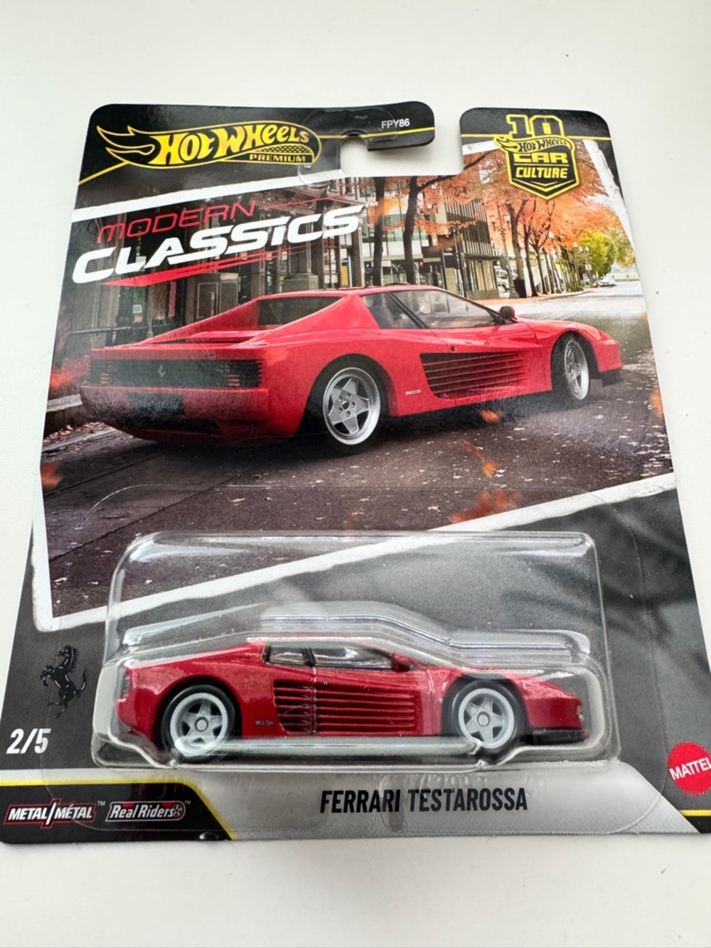 Hot Wheels Ferrari Testarossa - Red Modern Classics